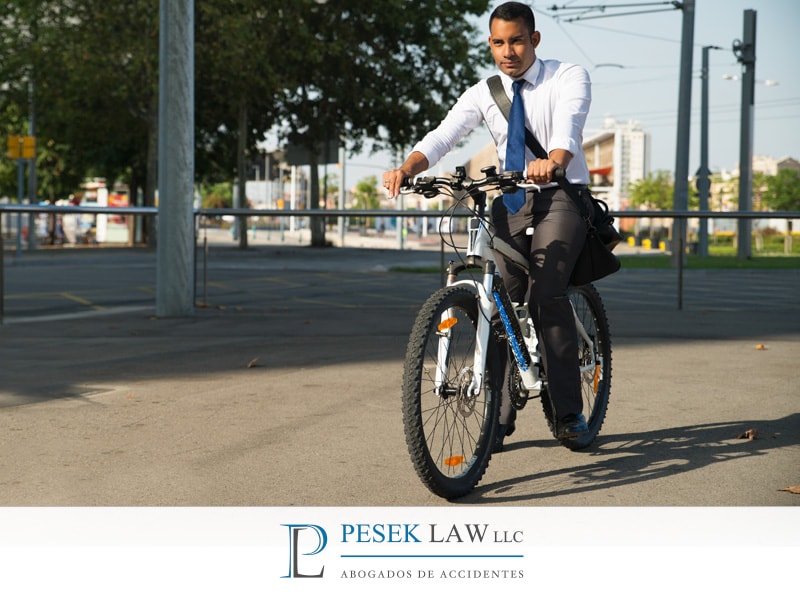 ¿QUÉ HACER PARA EVITAR UN ACCIDENTE DE BICICLETA?