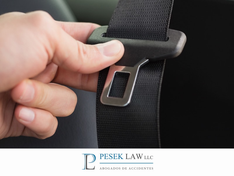 SALVA TU VIDA EN CASO DE ACCIDENTE DE AUTOMÓVIL: UTILIZA CINTURÓN DE SEGURIDAD