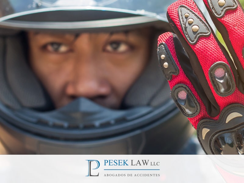 ¿CÓMO ME PUEDE AYUDAR UN ABOGADO DE ACCIDENTES SI SOY MOTOCICLISTA?