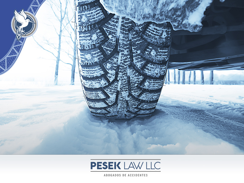 ¡Anticípate a la temporada de nieve en Omaha! Pesek Law te brinda estos 10 consejos para evitar accidentes de auto